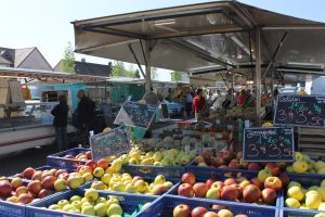 MARCHÉ JEUDI A LA SUZE
