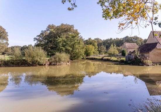 GITE LES CHARBONNIERES DU DOMAINE DES MESANGERES