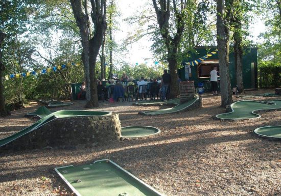Beaumont-sur-Sarthe minigolf