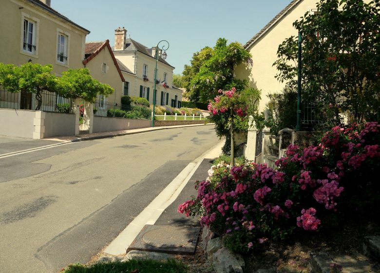 COMMUNE FLEURIE DE SAINT-PIERRE-DES-ORMES