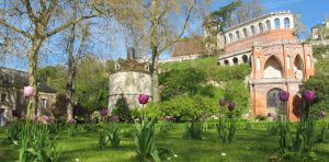 Jardins du château de Poncé sur le Loir
