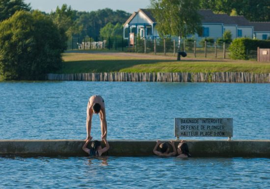 MANSIGNE LEISURE COMPLEX
