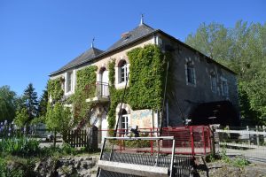 Château-du-Loir < > le Lude