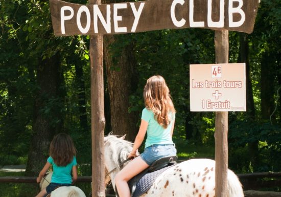 Manège à poneys – Lac de Sillé