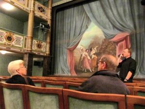 Visite guidée du théâtre de la halle au blé – La Flèche