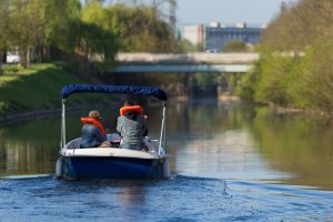 Location de bateaux électriques – offre “Vogue et Vague”