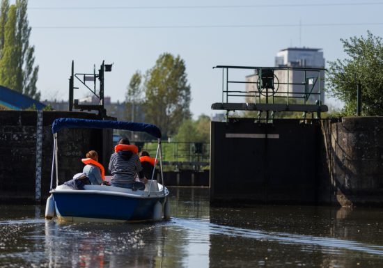 Location de bateaux électriques – offre “Vogue et Vague”