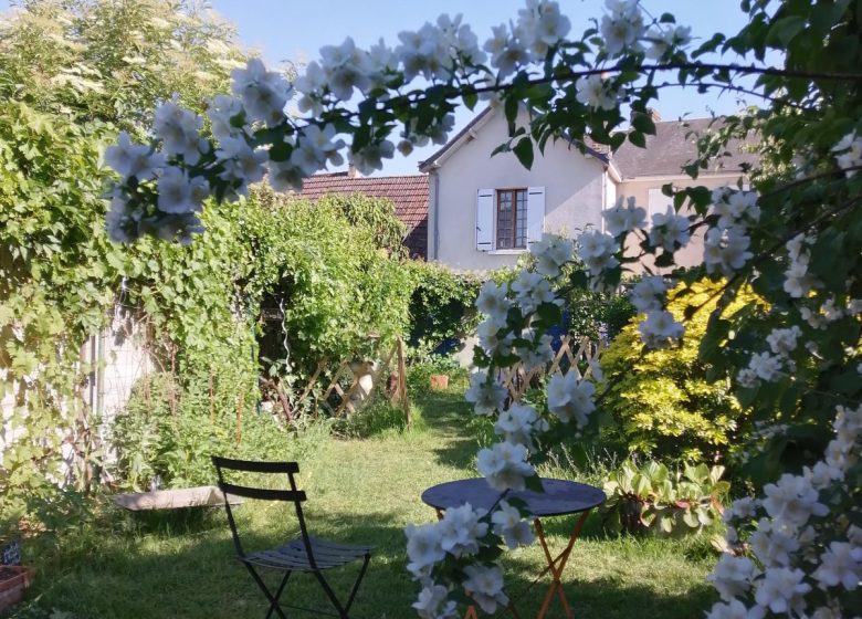 CLOS SUR LOIR COTTAGE – JARDIN RENARD