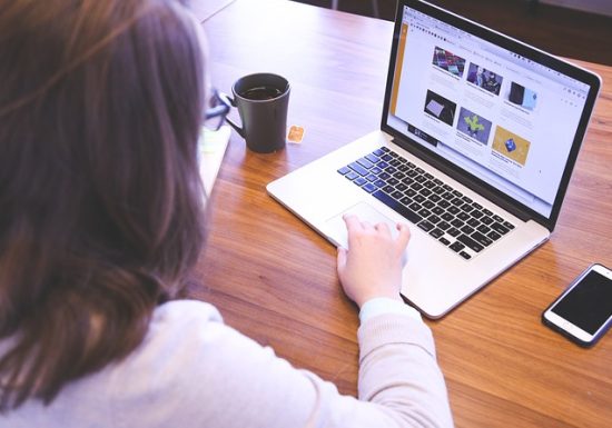 PRATIQUES NUMERIQUES : ESPACE PUBLIC NUMÉRIQUE DE MAMERS
