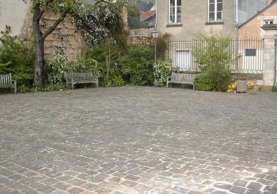 Square du Bicentenaire