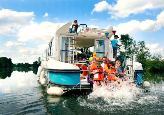 Séjour famille en bateau sans permis !
