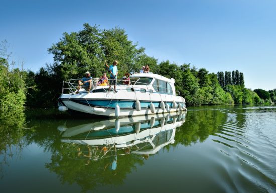 Séjour famille en bateau sans permis !