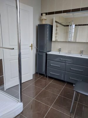 Chambre d’hôtes familiale “Calme en Ville”