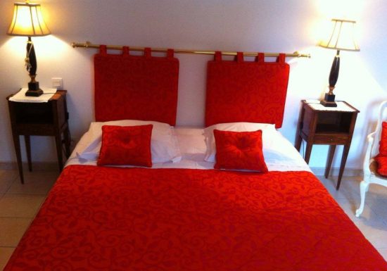 HÔTEL – LA TOUR DES PLANTES