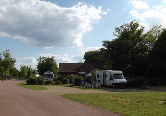 Chalets – Camping OnlyCamp Le Pont Romain