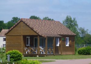 Aire de services camping-cars – Camping OnlyCamp Le Pont Romain