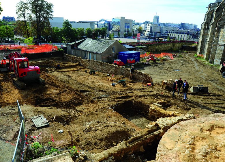 L’ENCEINTE ROMAINE DU MANS : RENCONTRE AVEC L’ENTREPRISE LEFEVRE SUR LE CHANTIER