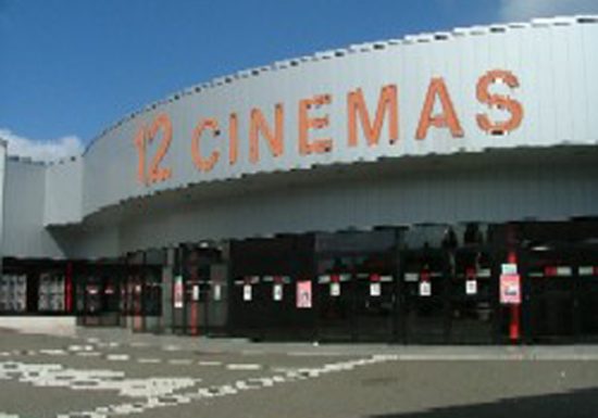 CINEMA MEGA CGR