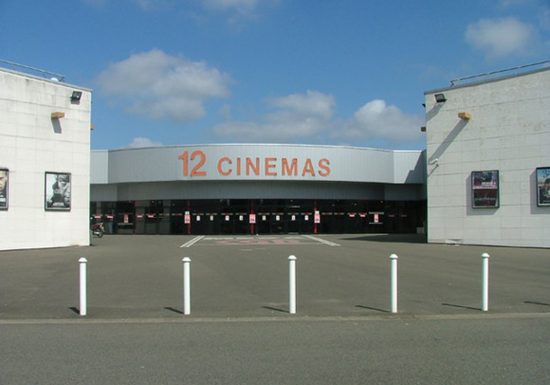 CINEMA MEGA CGR