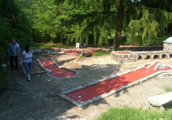 Fresnay-sur-Sarthe minigolf