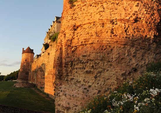 L’Enceinte romaine du Mans – Cité Plantagenêt