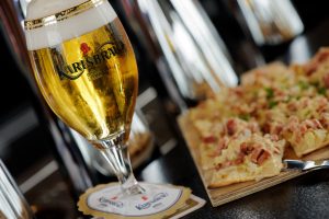 La Taverne – Table de caractère