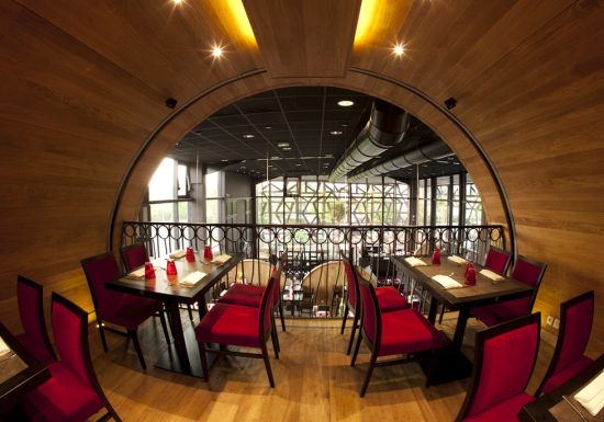 La Taverne – Table de caractère
