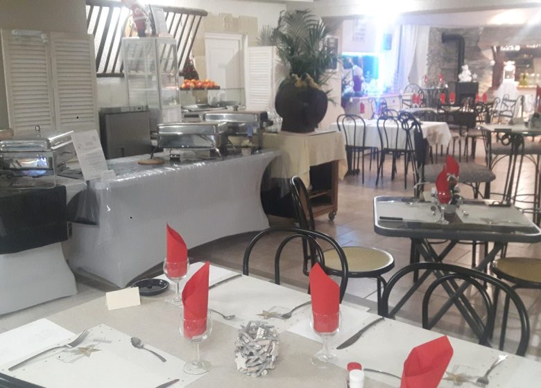 A LA TABLE DU PUISARD