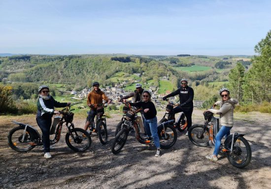 Balade en trottinette électrique au départ du Lac de Sillé
