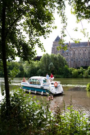 ANJOU NAVIGATION : BATEAUX HABITABLES