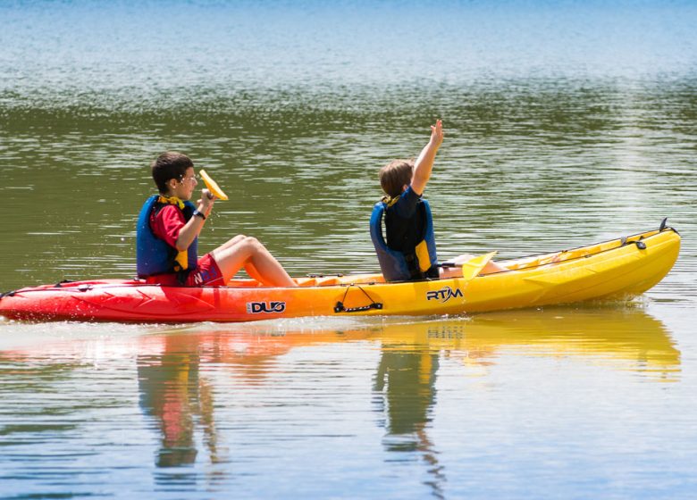 CANOES-KAYAKS